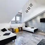 Rainbow 1 Premium Apartmán *