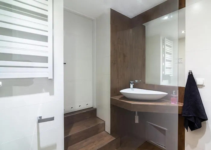 Rainbow 1 Premium Apartment