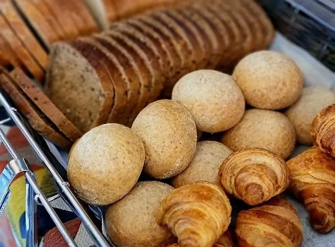 Rainbow 1 Premium Apartment